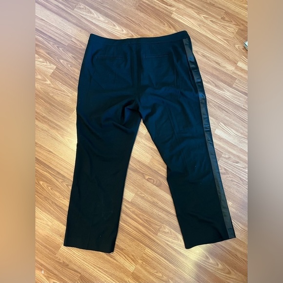 Lauren Ralph Lauren
Plus Size Tuxedo Stripe High-Rise Pants - Picture 8 of 16